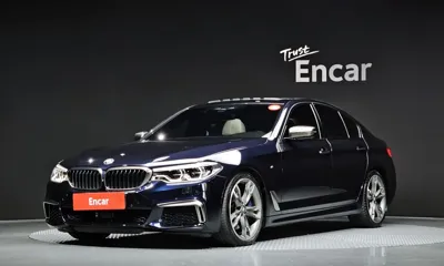 BMW 5-Series · 2018 год