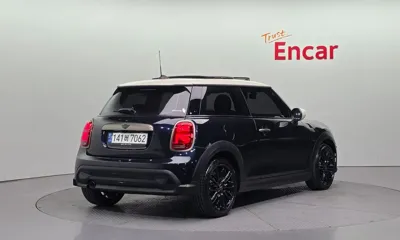 MINI Cooper 2023, 24977 км, за 37500000 KRW