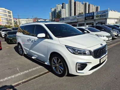Kia Canival 2020, 80800 км, за 19900000 KRW - фото 2