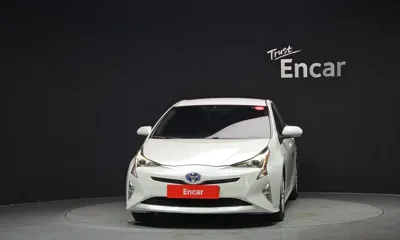 Toyota Prius 2018, 152805 км, за 10500000 KRW