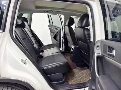 Volkswagen Tiguan 2016, 127200 км, за 53002.84 CNY - фото 31