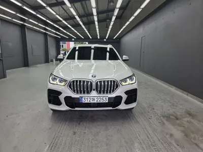 BMW X6 · 2022 год