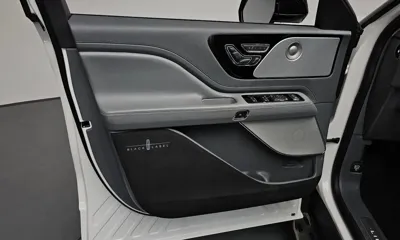 Lincoln Aviator 2021, 53990 км, за 35500000 KRW - фото 25