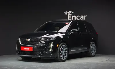 Cadillac XT6 · 2023 год