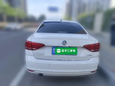 Volkswagen Lavida 2017, 55100 км, за 42653.94 CNY - фото 5