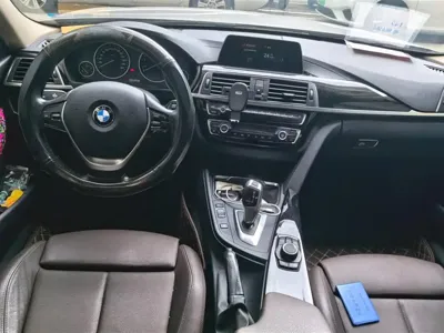 BMW 3 Series 2018, 95100 км, за 72800 CNY - фото 12