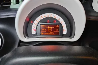 Smart Fortwo 2018, 32500 км, за 55209.99 CNY - фото 12
