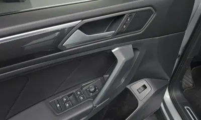 Volkswagen Tiguan 2020, 73528 км, за 27900000 KRW - фото 31