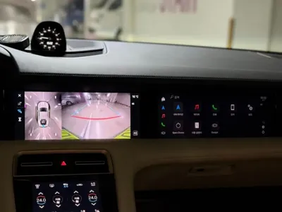 Porsche Taycan 2025, 11500 км, за 183890000 KRW - фото 9