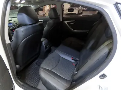 Hyundai Avante 2015, 42609 км, за 6990000 KRW - фото 10