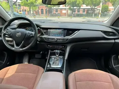 Buick Regal 2019, 90000 км, за 37800 CNY - фото 5