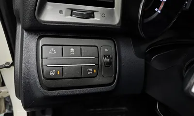 KG_Mobility_Ssangyong TIBOLI 2015, 181916 км, за 5600000 KRW - фото 14