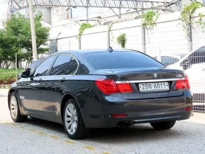 BMW 7-Series 2011, 440000 км, за 3000000 KRW
