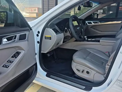 Hyundai Genesis 2015, 261664 км, за 12500000 KRW - фото 10