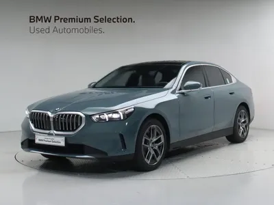 BMW 5-Series · 2025 год