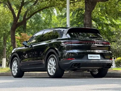 Porsche Cayenne 2024, 15000 км, за 668000 CNY - фото 6