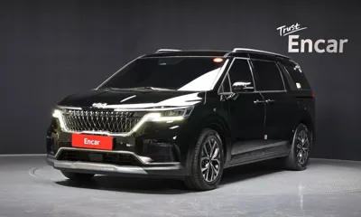 Kia Canival · 2023 год