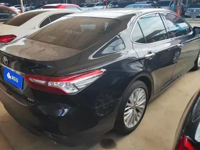 Toyota Camry 2020, 79300 км, за 109800 CNY - фото 3