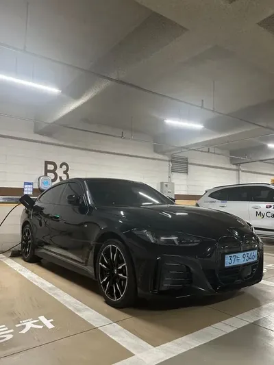 BMW i4 · 2026 год