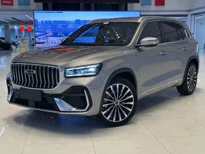 Geely Xingyue L · 2025 год