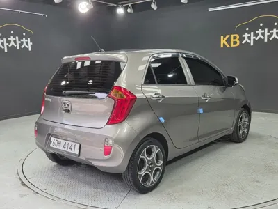 Kia Morning 2013, 65000 км, за 4900000 KRW