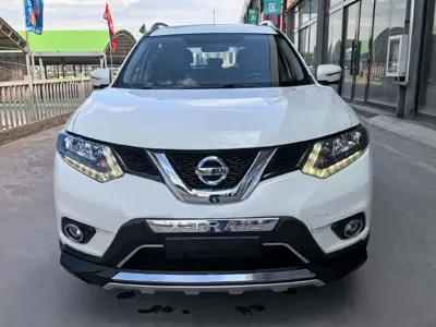Nissan X-Trail 2016, 118000 км, за 49800 CNY
