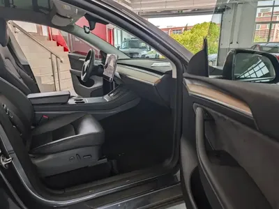 Tesla Model Y 2021, 57100 км, за 148800 CNY - фото 14