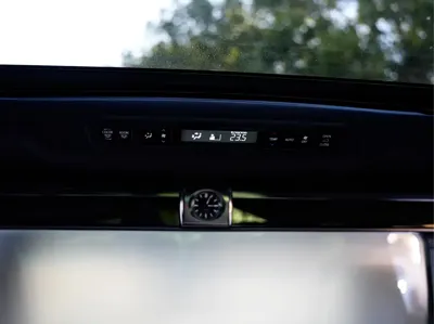 Lexus LM 2021, 45000 км, за 837700 CNY - фото 16