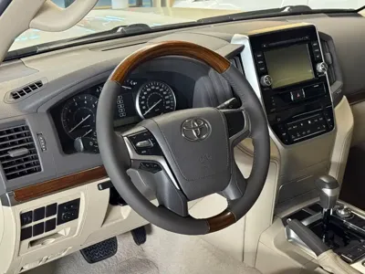 Toyota Land Cruiser 2018, 140000 км, за 468000 CNY - фото 7