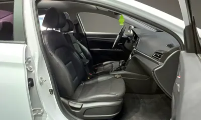 Hyundai Avante 2020, 89990 км, за 11800000 KRW - фото 11