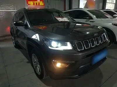 Jeep Compass 2018, 113000 км, за 36200 CNY