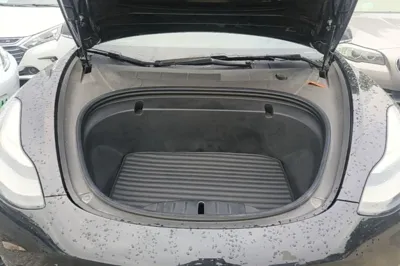 Tesla Model 3 2019, 82100 км, за 114817.7 CNY - фото 30