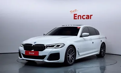BMW 5-Series · 2022 год