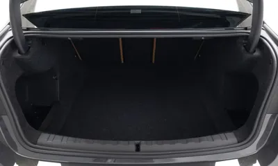 BMW 3-Series 2025, 8000 км, за 37500000 KRW - фото 9