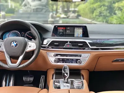 BMW 7 Series 2018, 60000 км, за 208000 CNY - фото 10