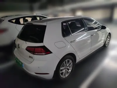 Volkswagen Golf 2019, 89800 км, за 58791.62 CNY - фото 6