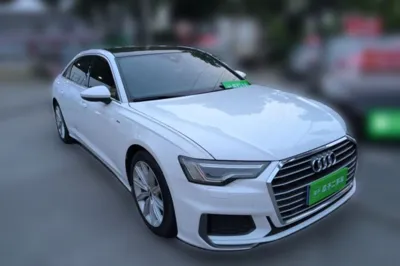 Audi A6L 2020, 103699 км, за 179500.38 CNY