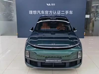 Li Auto Li L9 2024, 50000 км, за 259800 CNY