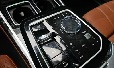 BMW 7-Series 2025, 7619 км, за 147900000 KRW - фото 9