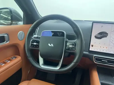 Li Auto Li L8 2024, 54300 км, за 208800 CNY - фото 8