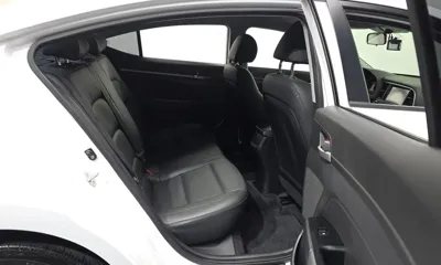 Hyundai Avante 2018, 62721 км, за 11990000 KRW - фото 12