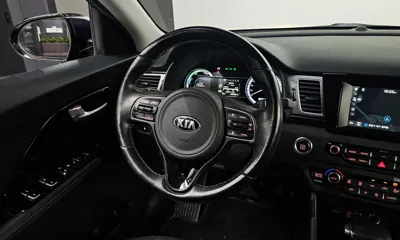 Kia Niro 2018, 132035 км, за 12200000 KRW - фото 14