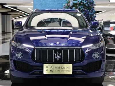 Maserati Levante 2017, 96000 км, за 188000 CNY