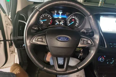 Ford Focus 2018, 15100 км, за 55301.48 CNY - фото 7