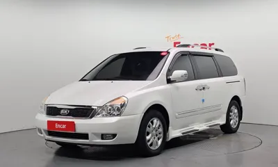 Kia Canival · 2013 год