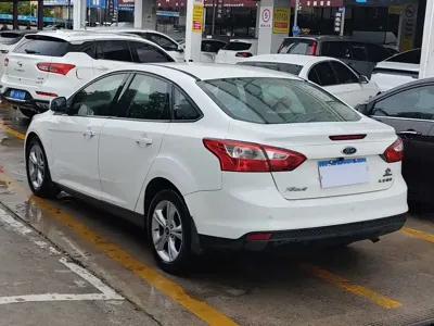 Ford Focus 2015, 119000 км, за 13799 CNY - фото 5