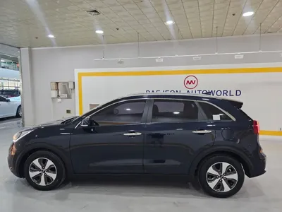 Kia Niro 2017, 176310 км, за 9000000 KRW - фото 4