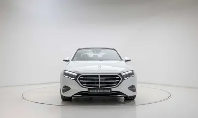 Mercedes-Benz E-Class 2025, 3136 км, за 91000000 KRW - фото 3