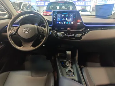 Toyota C-HR 2022, 13600 км, за 96398.72 CNY - фото 13