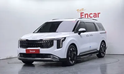 Kia Canival · 2025 год